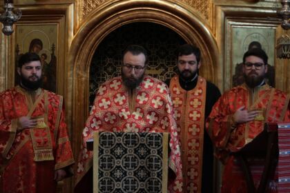 Rânduiala spălării picioarelor la Catedrala Arhiepiscopală din Galaţi – fotografia 28