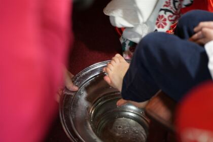 Rânduiala spălării picioarelor la Catedrala Arhiepiscopală din Galaţi – fotografia 32