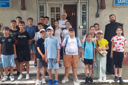 Excursie pentru 18 copii din Parohia brăileană „Sf. Ioan Botezătorul“ – fotografia 11