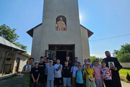 Excursie pentru 18 copii din Parohia brăileană „Sf. Ioan Botezătorul“ – fotografia 5
