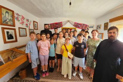 Excursie pentru 18 copii din Parohia brăileană „Sf. Ioan Botezătorul“ – fotografia 6