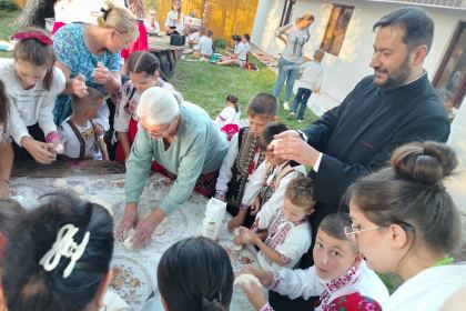 Joc, voie bună și rugăciune la Smulți – fotografia 4