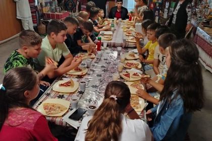 Joc, voie bună și rugăciune la Smulți – fotografia 26