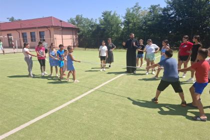 Rugăciune, bucurie şi voie bună în Parohia Spiru Haret – fotografia 11