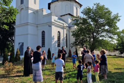 Tradiție și bucurie în Parohia Unirea – fotografia 12