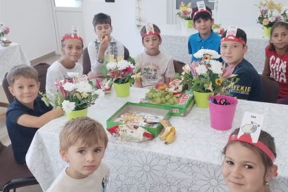 Activităţi creative şi recreative pentru copii, în Parohia Viziru – fotografia 12