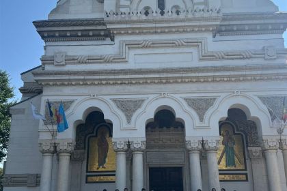 Excursie pentru 60 de copii din Protopopiatul Însurăţei – fotografia 1