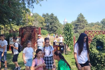 Excursie pentru 60 de copii din Protopopiatul Însurăţei – fotografia 3