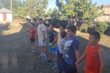 Rugăciune, bucurie şi jocuri ale copilăriei în Parohia Roşiori – fotografia 8