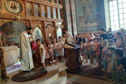 Activităţi de vară pentru copiii din Arhiepiscopia Dunării de Jos – fotografia 16