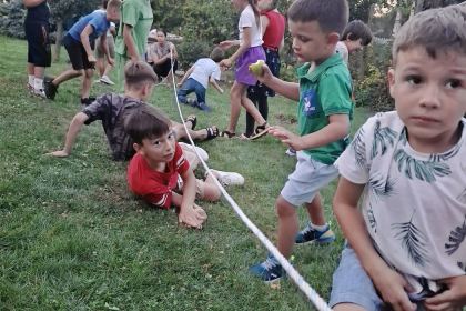 Activităţi de vară pentru copiii din Parohia Brăhășești II – fotografia 4