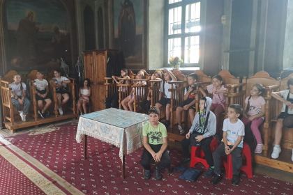 Excursie pentru 74 de copii din Parohia Umbrăreşti I – fotografia 6