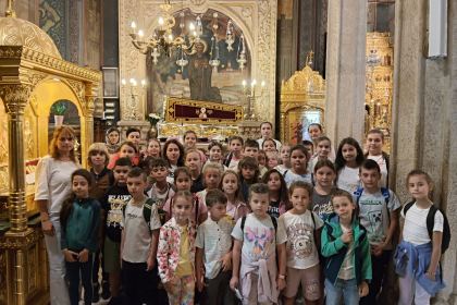 Excursie la Bucureşti pentru 50 de copii din parohia Ianca I – fotografia 4