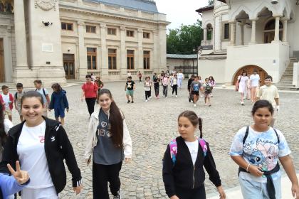Excursie la Bucureşti pentru 50 de copii din parohia Ianca I – fotografia 7