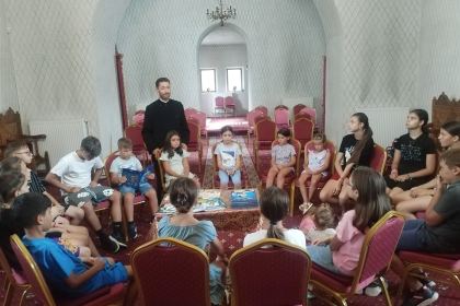 Zile de vacanţă, pline de prietenie și bucurie în Parohia Smulţi I – fotografia 13