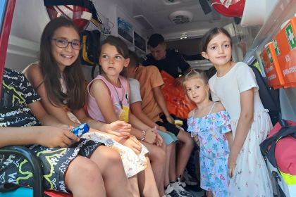 Zile de vacanţă, pline de prietenie și bucurie în Parohia Smulţi I – fotografia 14