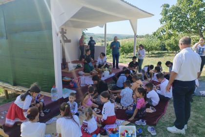 Zile de vacanţă, pline de prietenie și bucurie în Parohia Smulţi I – fotografia 4