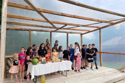 Zile de vacanţă, pline de prietenie și bucurie în Parohia Smulţi I – fotografia 5