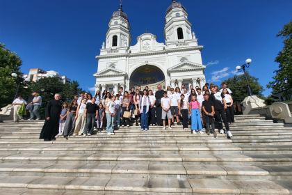 Excursie pentru 50 de copii din localitatea Matca – fotografia 13