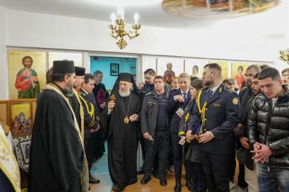 Activităţi liturgice, cultural-educaţionale şi social-filantropice la Penitenciarul Tichileşti – fotografia 14