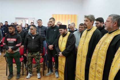 Rugăciune şi binecuvântare la Penitenciarul Brăila – fotografia 11