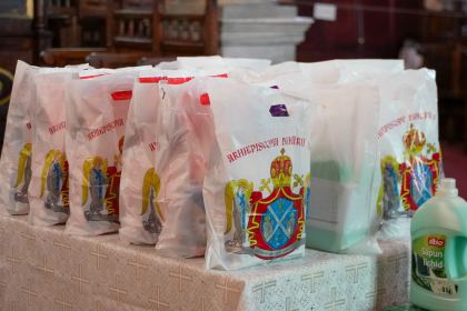 Ajutoare oferite persoanelor vârstnice de către Parohia „Sf. Nicolae“ din Brăila – fotografia 5
