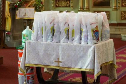 Ajutoare oferite persoanelor vârstnice de către Parohia „Sf. Nicolae“ din Brăila – fotografia 6