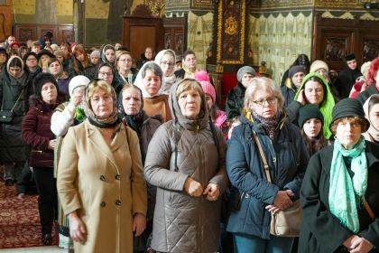 Slujire arhierească şi Concert de colinde la Catedrala arhiepiscopală din Galaţi – fotografia 20
