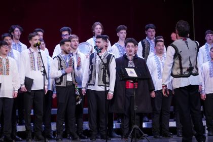 Serbarea tradiţională de Crăciun a Seminarului Teologic „Sfântul Andrei“ din Galaţi – fotografia 25