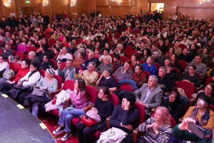 Serbarea tradiţională de Crăciun a Seminarului Teologic „Sfântul Andrei“ din Galaţi – fotografia 38