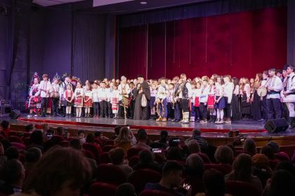 Serbarea tradiţională de Crăciun a Seminarului Teologic „Sfântul Andrei“ din Galaţi – fotografia 52