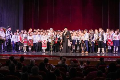 Serbarea tradiţională de Crăciun a Seminarului Teologic „Sfântul Andrei“ din Galaţi – fotografia 53