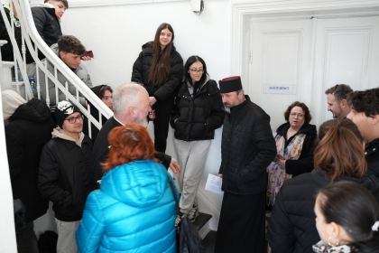 Acţiune de donare de sânge a preoţilor, tinerilor şi credincioşilor din Tecuci – fotografia 7