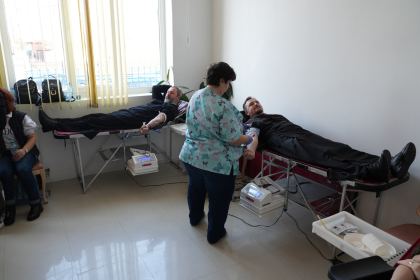 Acţiune de donare de sânge a preoţilor, tinerilor şi credincioşilor din Tecuci – fotografia 30