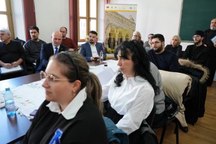 Simpozion studenţesc dedicat Sfinţilor Trei Ierarhi, la Galaţi – fotografia 7