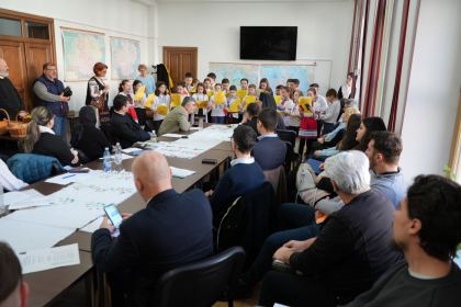 Simpozion studenţesc dedicat Sfinţilor Trei Ierarhi, la Galaţi – fotografia 9