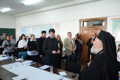 Simpozion studenţesc dedicat Sfinţilor Trei Ierarhi, la Galaţi – fotografia 20