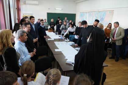 Simpozion studenţesc dedicat Sfinţilor Trei Ierarhi, la Galaţi – fotografia 21