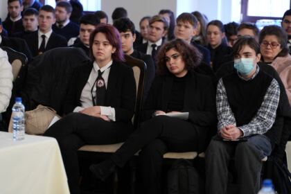 Simpozion interliceal dedicat Sfinţilor Trei Ierarhi – fotografia 18