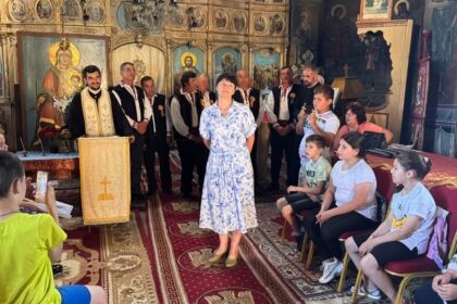 Activităţi de vară pentru copiii din Parohiile Ciocile şi Chichineţu – fotografia 8