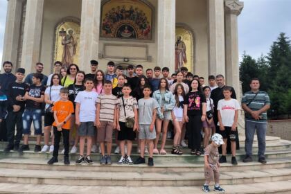 Programul eparhia de tabere „Vacanța din pridvorul bisericii“ în Parohiile Ulmu şi Mohreanu – fotografia 13