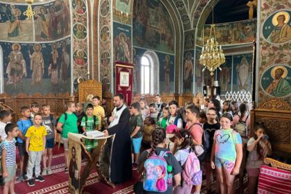 Activităţi de vară pentru copiii din Parohia Matca IV – fotografia 15