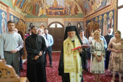 Examene de absolvire pentru studenţii şi masteranzii Facultăţii de Istorie, Filosofie şi Teologie din Galaţi – fotografia 23