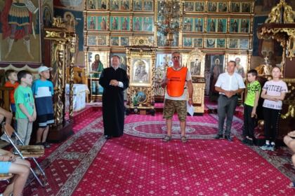 Activităţi de vară pentru copiii din parohiile Rădeşti şi Cruceanu – fotografia 1