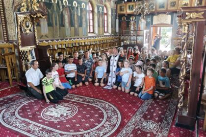 Activităţi de vară pentru copiii din parohiile Rădeşti şi Cruceanu – fotografia 2