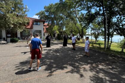 Excursie de o zi pentru copiii din parohiile Bărăganul, Victoria, Spiru Haret, Mihai Bravu și Radu Vodă – fotografia 12