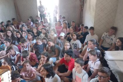 Activităţi de vară pentru copii, la Mănăstirea Cârlomăneşti – fotografia 2