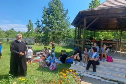Activităţi de vară pentru copii, la Mănăstirea Cârlomăneşti – fotografia 5