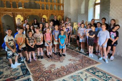 Activităţi de vară pentru copii, la Mănăstirea Cârlomăneşti – fotografia 15