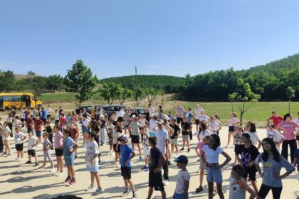 Activităţi de vară pentru copii, la Mănăstirea Cârlomăneşti – fotografia 16